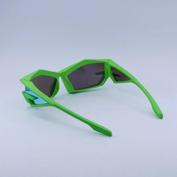 Givenchy GV40049U 94C Sunglasses Green Geometric Frame, Blue  display picture 1